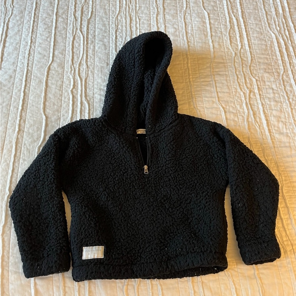 Girl’s Abercrombie kids fleece crop size 7/8